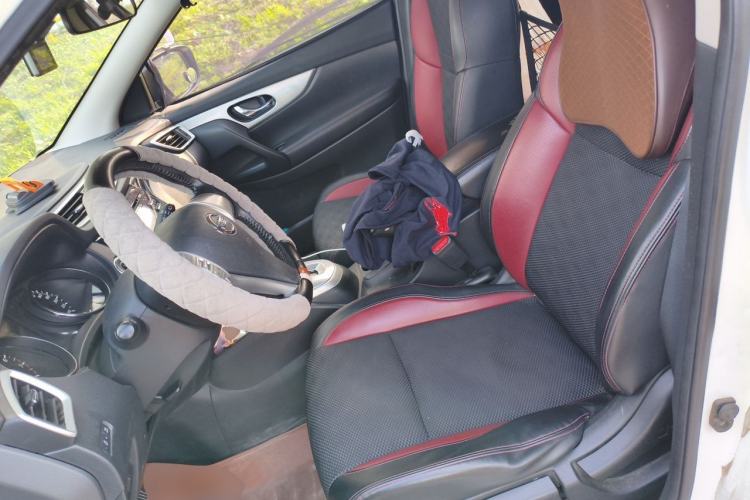 Used Nissan Qashqai 2016 2.0L CVT Luxury Edition Left Front Seat