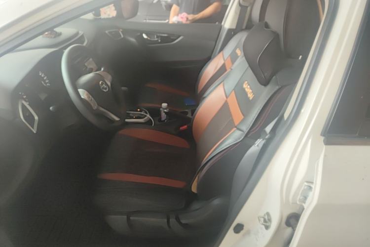 Used Nissan Qashqai 2016 2.0L CVT Elite Edition Left Front Seat