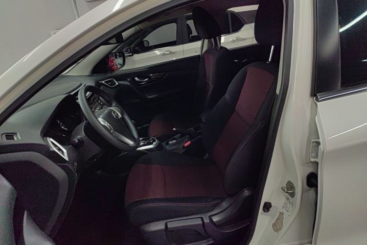 Used Nissan Qashqai 2016 2.0L CVT Elite Edition Left Front Seat