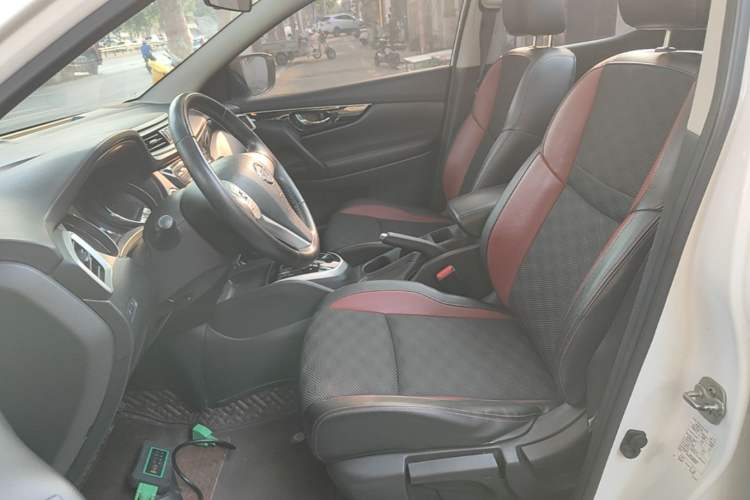 Used Nissan Qashqai 2016 2.0L CVT Luxury Edition Left Front Seat