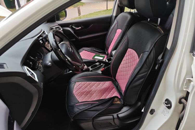 Used Nissan Qashqai 2016 2.0L CVT Elite Edition Left Front Seat