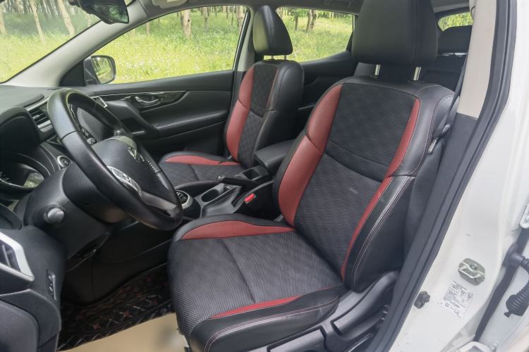 Used Nissan Qashqai 2016 2.0L CVT Luxury Edition Left Front Seat