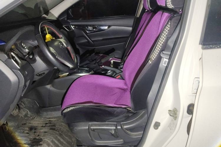 Used Nissan Qashqai 2016 2.0L CVT Elite Edition Left Front Seat