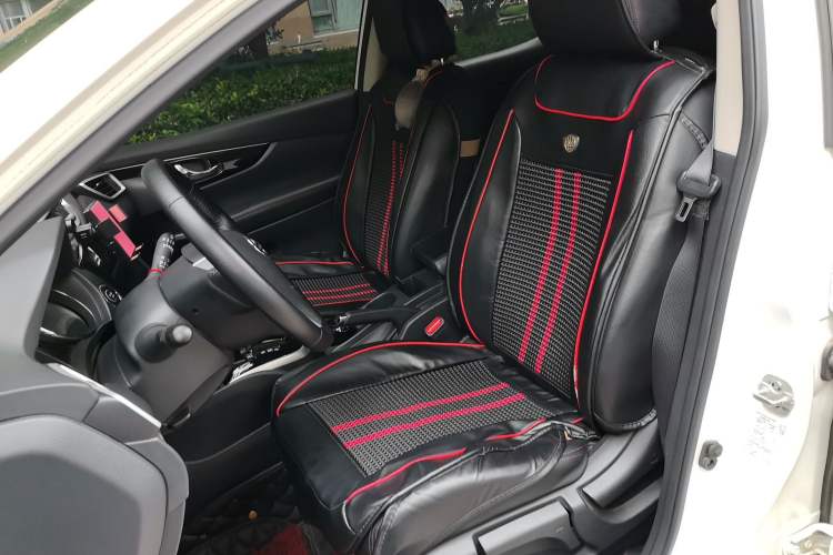 Used Nissan Qashqai 2016 2.0L CVT Luxury Edition Left Front Seat