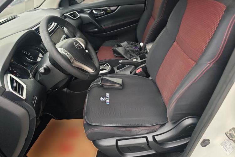 Used Nissan Qashqai 2016 2.0L CVT Elite Edition Left Front Seat