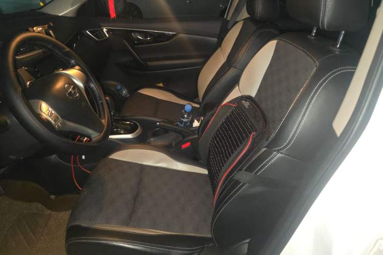 Used Nissan Qashqai 2016 2.0L CVT Luxury Edition Left Front Seat