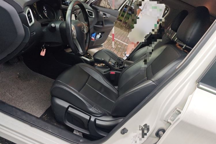 Used Nissan Qashqai 2016 2.0L CVT Flagship Edition Left Front Seat