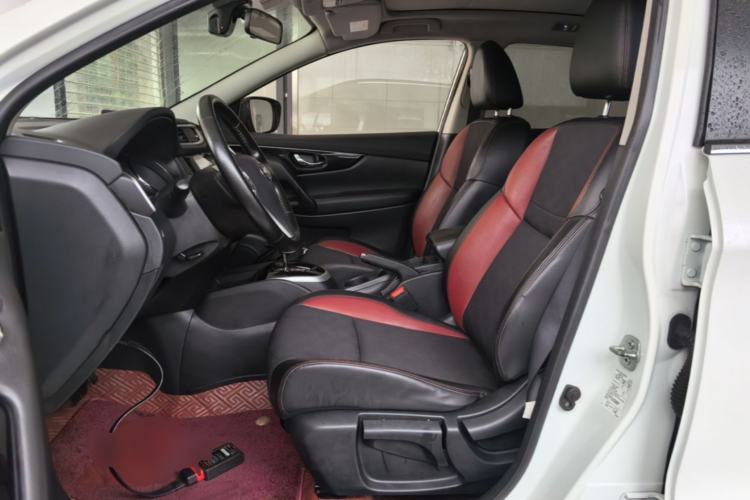 Used Nissan Qashqai 2016 2.0L CVT Luxury Edition Left Front Seat