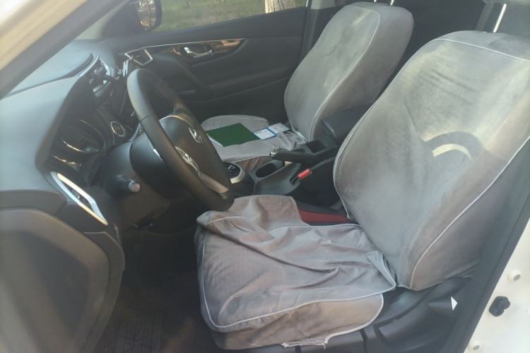 Used Nissan Qashqai 2016 2.0L CVT Elite Edition Left Front Seat