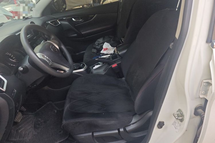 Used Nissan Qashqai 2016 2.0L CVT Elite Edition Left Front Seat