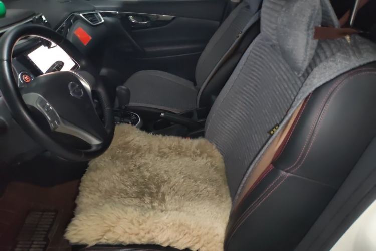 Used Nissan Qashqai 2016 2.0L CVT Luxury Edition Left Front Seat