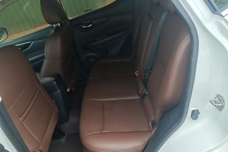 Used Nissan Qashqai 2016 2.0L CVT Luxury Edition Left Rear Seat