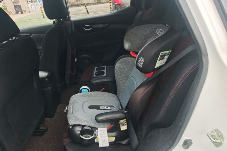 Used Nissan Qashqai 2016 2.0L CVT Elite Edition Left Rear Seat