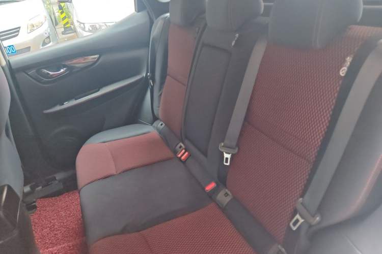 Used Nissan Qashqai 2016 2.0L CVT Elite Edition Left Rear Seat
