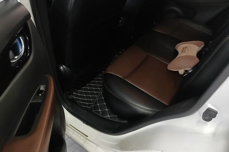 Used Nissan Qashqai 2016 2.0L CVT Elite Edition Left Rear Seat