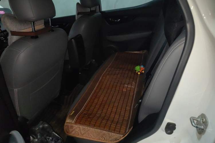 Used Nissan Qashqai 2016 2.0L CVT Elite Edition Left Rear Seat