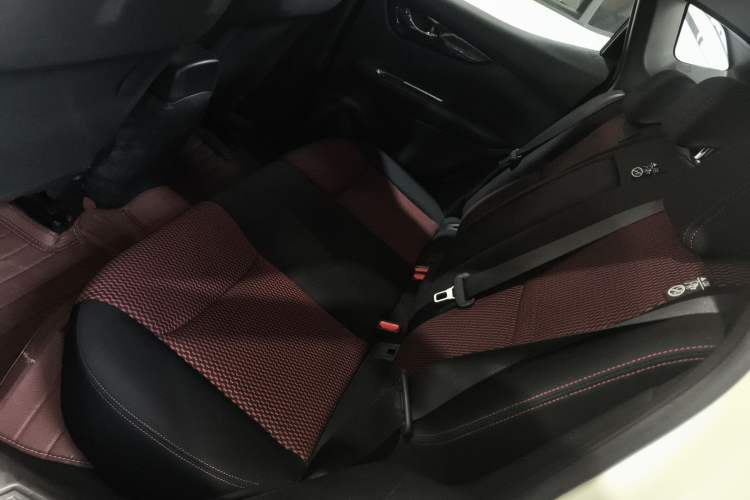 Used Nissan Qashqai 2016 2.0L CVT Elite Edition Left Rear Seat