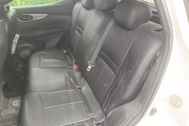 Used Nissan Qashqai 2016 1.2T CVT Fashion Edition Left Rear Seat