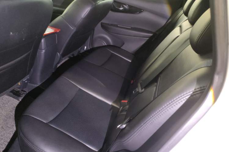 Used Nissan Qashqai 2016 2.0L CVT Elite Edition Left Rear Seat