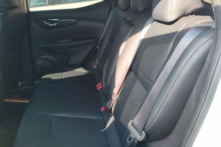 Used Nissan Qashqai 2016 2.0L CVT Elite Edition Left Rear Seat