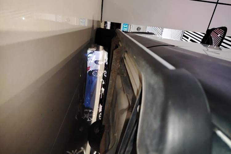 Used Nissan Qashqai 2016 2.0L CVT Luxury Edition Left Side Sill