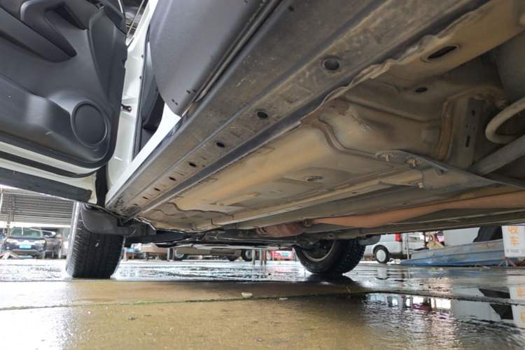 Used Nissan Qashqai 2016 2.0L CVT Elite Edition Left Side Sill