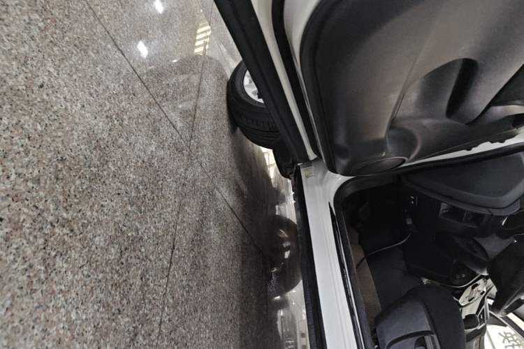 Used Nissan Qashqai 2016 2.0L CVT Elite Edition Left Side Sill