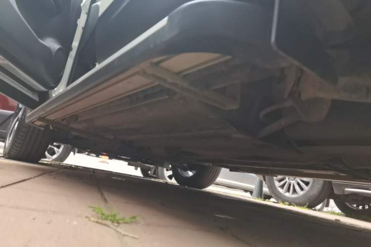Used Nissan Qashqai 2016 2.0L CVT Luxury Edition Left Side Sill