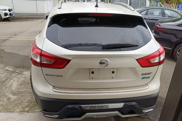 Used Nissan Qashqai 2016 2.0L CVT Elite Edition Rear