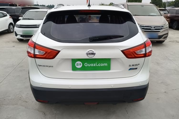 Used Nissan Qashqai 2016 2.0L CVT Luxury Edition Rear