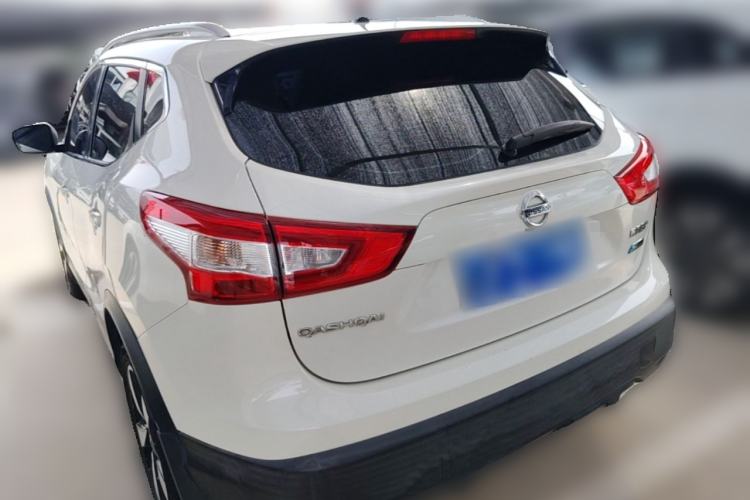 Used Nissan Qashqai 2016 2.0L CVT Luxury Edition Rear Left 45 Deg