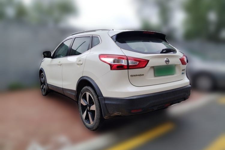 Used Nissan Qashqai 2016 2.0L CVT Luxury Edition Rear Left 45 Deg