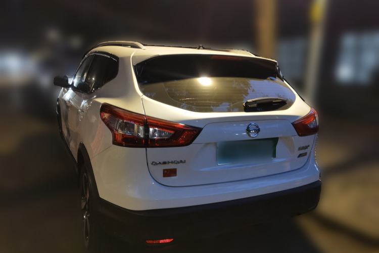 Used Nissan Qashqai 2016 2.0L CVT Luxury Edition Rear Left 45 Deg
