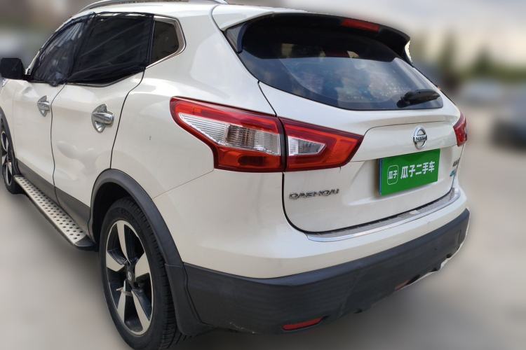 Used Nissan Qashqai 2016 2.0L CVT Luxury Edition Rear Left 45 Deg
