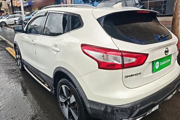 Used Nissan Qashqai 2016 2.0L CVT Luxury Edition Rear Left 45 Deg