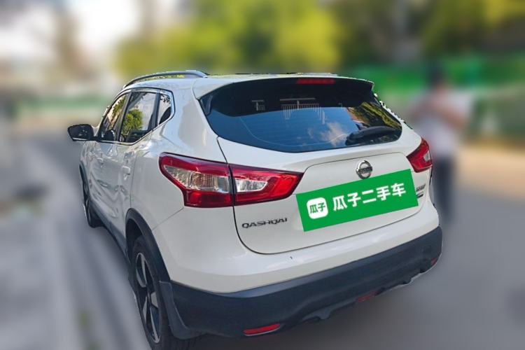 Used Nissan Qashqai 2016 2.0L CVT Luxury Edition Rear Left 45 Deg