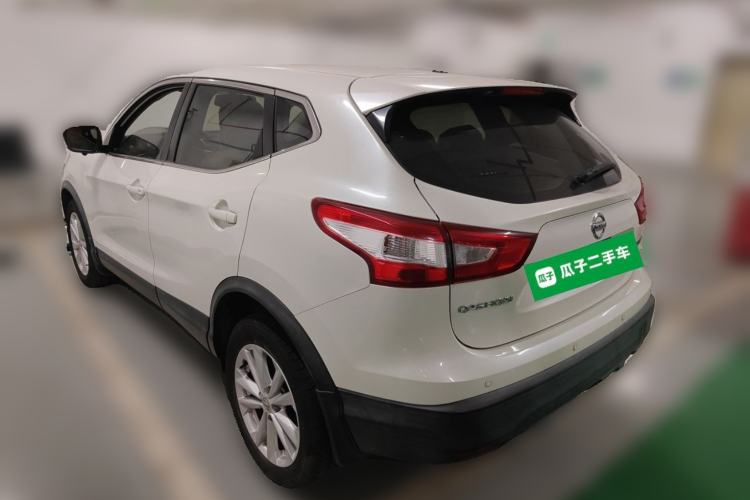 Used Nissan Qashqai 2016 2.0L CVT Elite Edition Rear Left 45 Deg