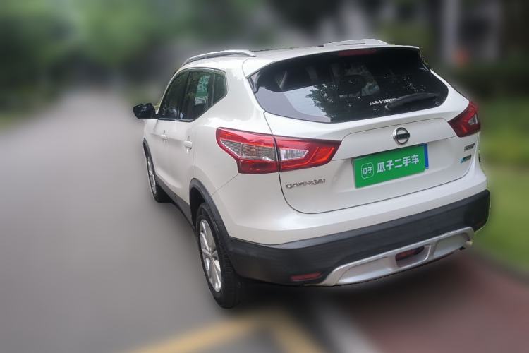 Used Nissan Qashqai 2016 2.0L CVT Elite Edition Rear Left 45 Deg
