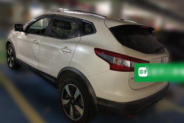 Used Nissan Qashqai 2016 2.0L CVT Luxury Edition Rear Left 45 Deg