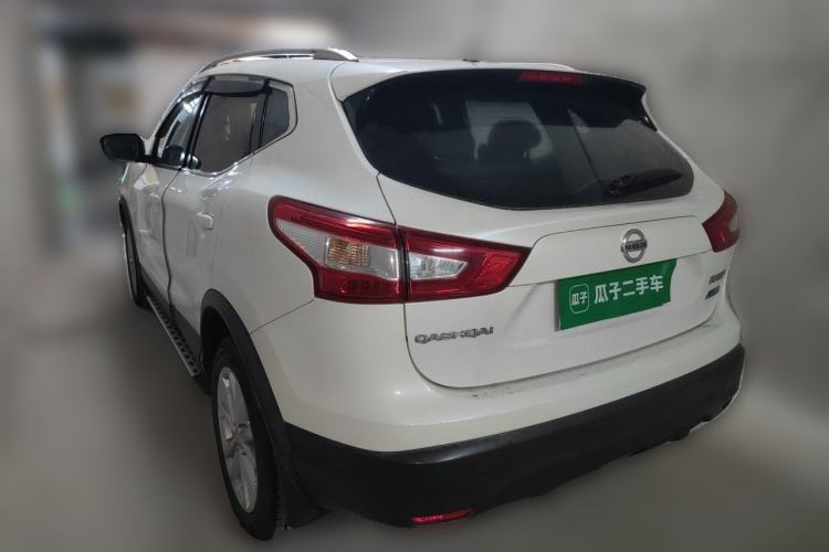 Used Nissan Qashqai 2016 2.0L CVT Elite Edition Rear Left 45 Deg