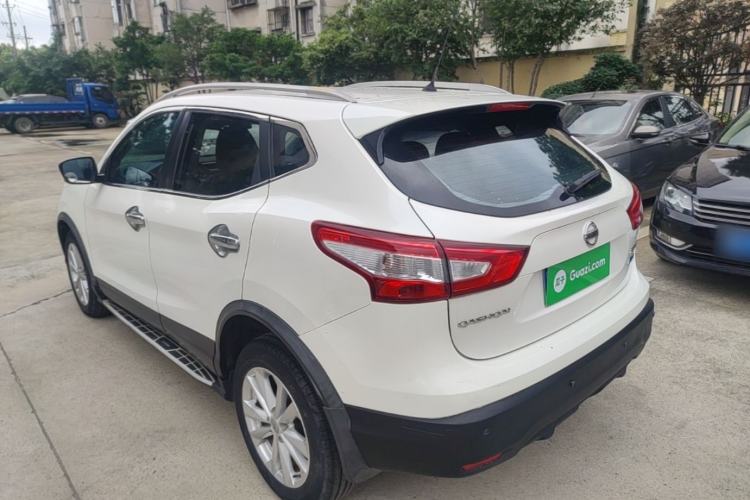 Used Nissan Qashqai 2016 2.0L CVT Elite Edition Rear Left 45 Deg