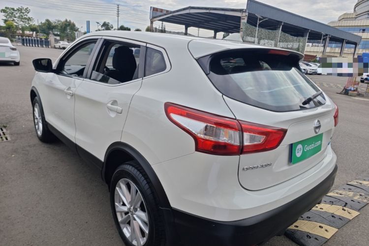 Used Nissan Qashqai 2016 2.0L CVT Elite Edition Rear Left 45 Deg