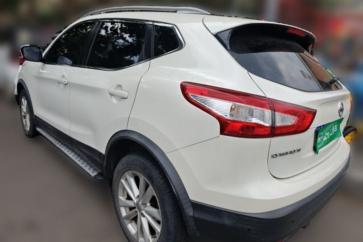 Used Nissan Qashqai 2016 2.0L CVT Elite Edition Rear Left 45 Deg