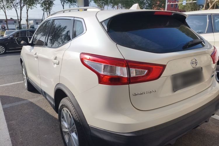 Used Nissan Qashqai 2016 2.0L CVT Elite Edition Rear Left 45 Deg