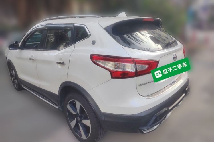 Used Nissan Qashqai 2016 2.0L CVT Luxury Edition Rear Left 45 Deg
