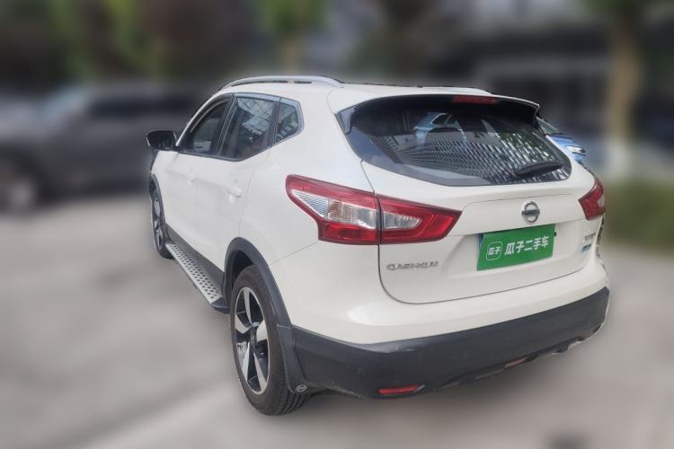 Used Nissan Qashqai 2016 2.0L CVT Luxury Edition Rear Left 45 Deg