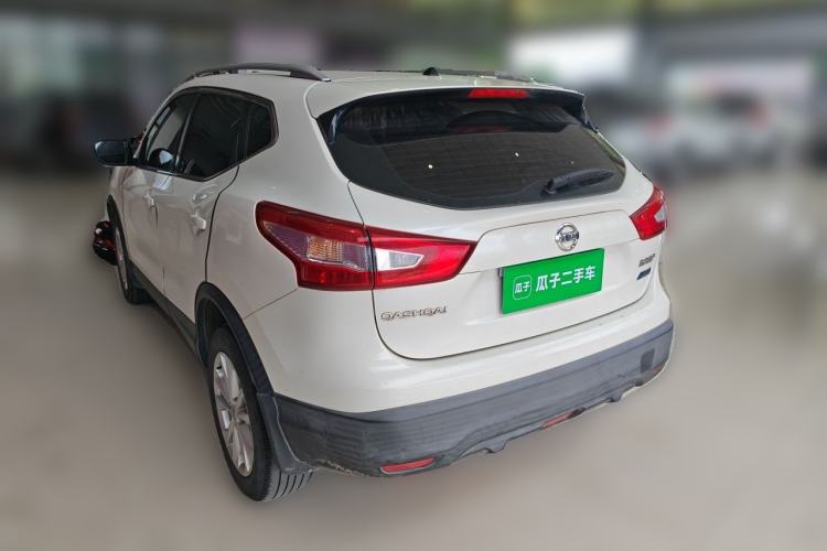 Used Nissan Qashqai 2016 2.0L CVT Elite Edition Rear Left 45 Deg