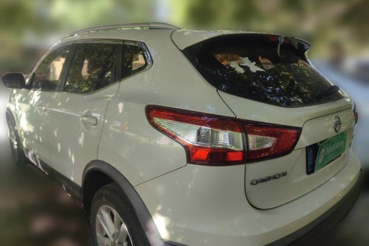 Used Nissan Qashqai 2016 2.0L CVT Elite Edition Rear Left 45 Deg
