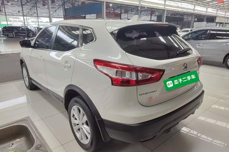 Used Nissan Qashqai 2016 2.0L CVT Elite Edition Rear Left 45 Deg