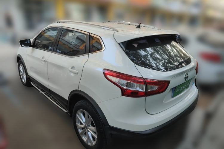 Used Nissan Qashqai 2016 2.0L CVT Elite Edition Rear Left 45 Deg